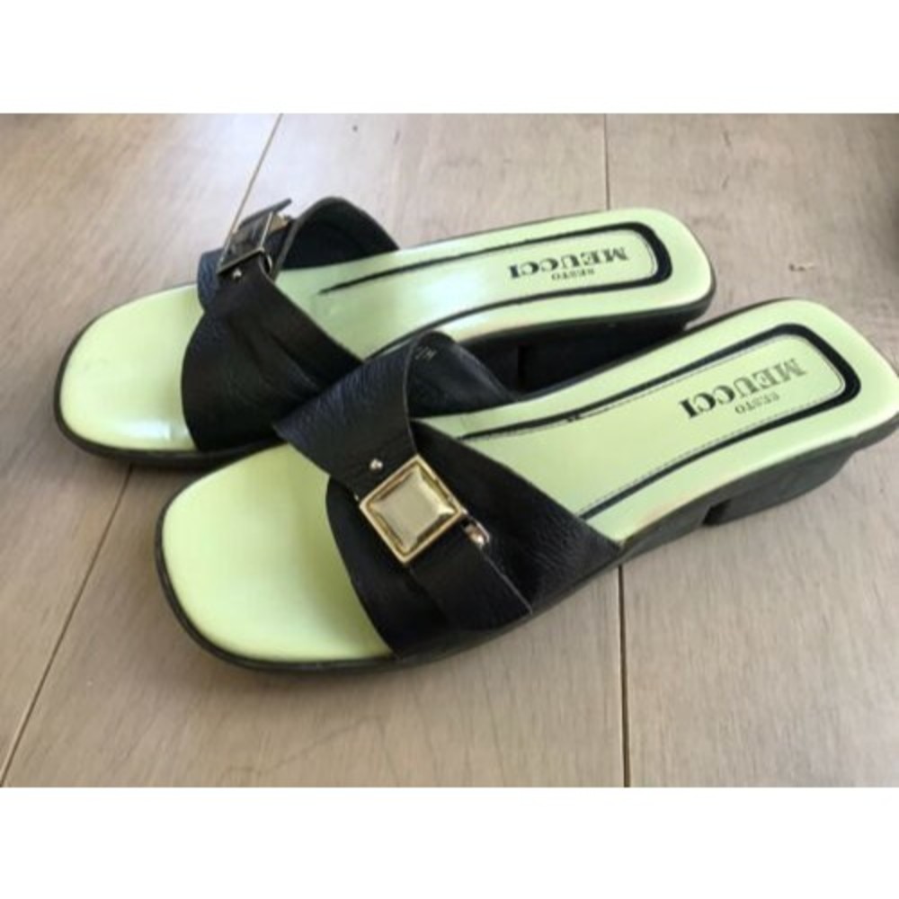 Sesto Meucci sandals slides slip ons Made in Italy 7.5 M 7 black green Leather